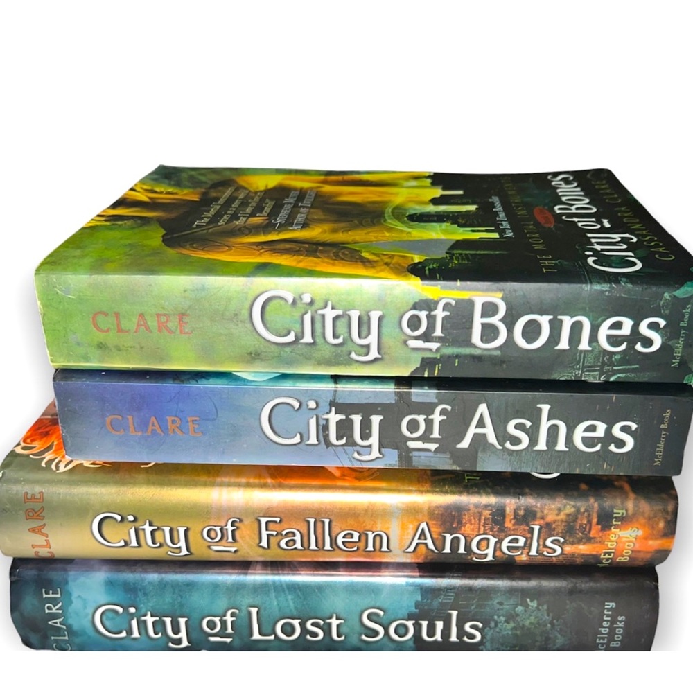 Cassandra Clare The Mortal Instruments Series Book 1, 2, 4, 5